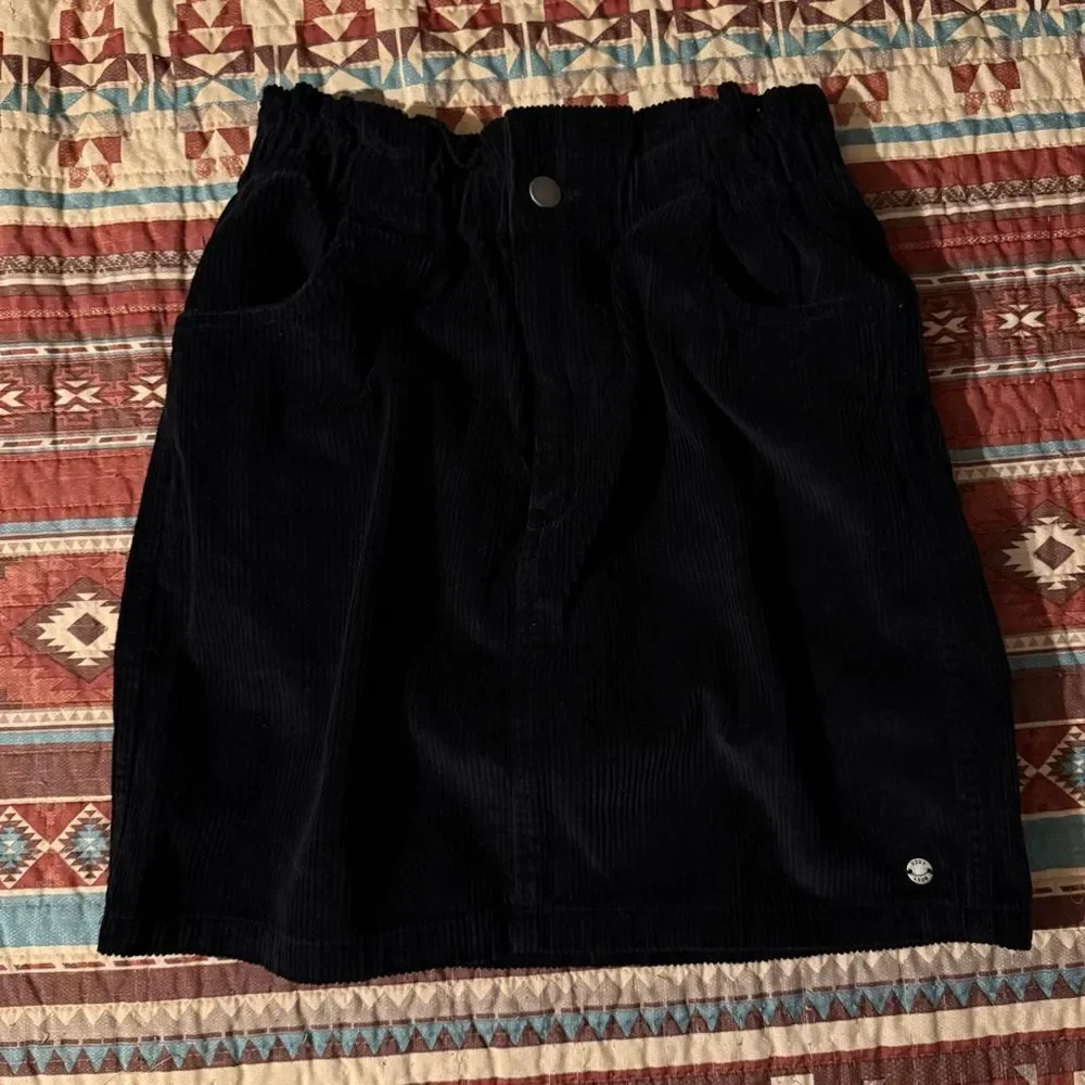 Roxy Black Corduroy Skirt size small